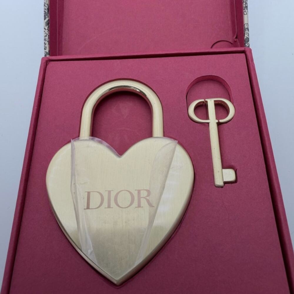 NIB Christian Dior Gold Heart Lock and Key Set - Valentine’s Day Gift
